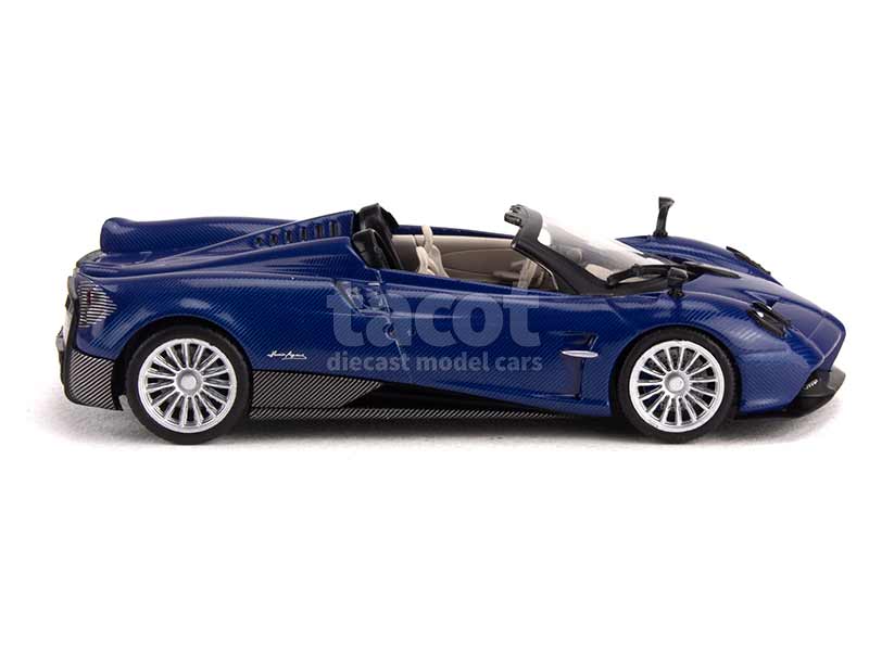 95776 Pagani Huayra Roadster 2017