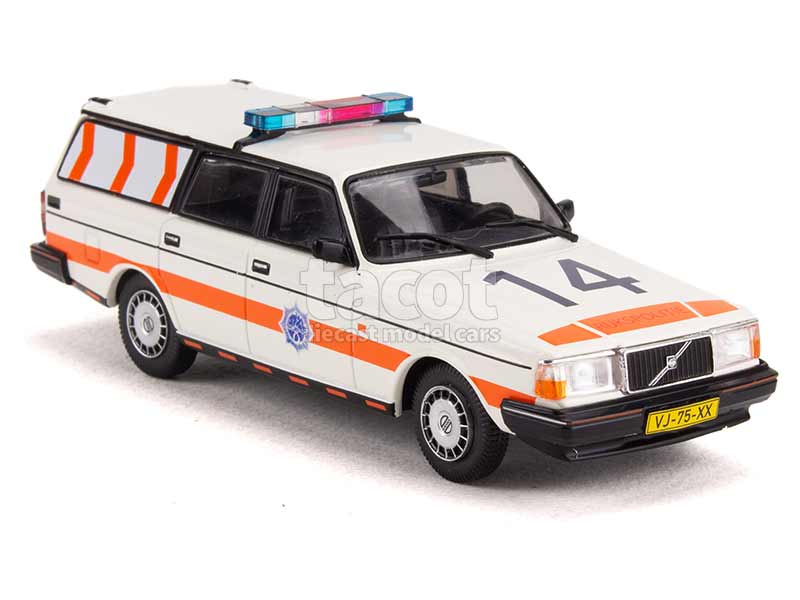 95790 Volvo 240 Police 1983