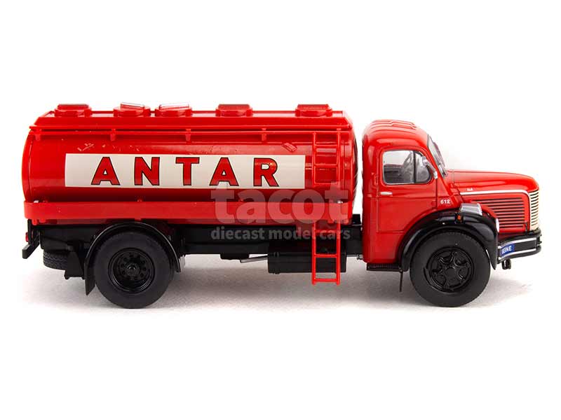 95838 Berliet GLR8 a Citerne 1954