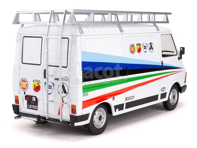95892 Fiat 242 Fourgon Assistance Rally 1980