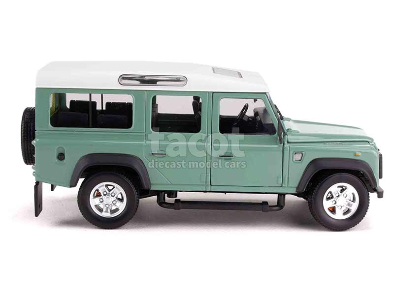 95909 Land Rover Defender 110