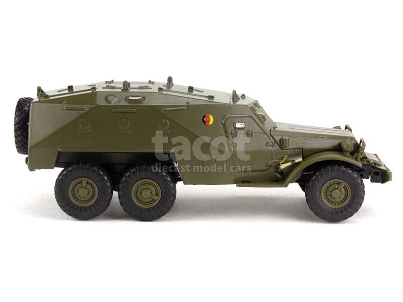 96004 Divers SPW 152 NVA Militaire