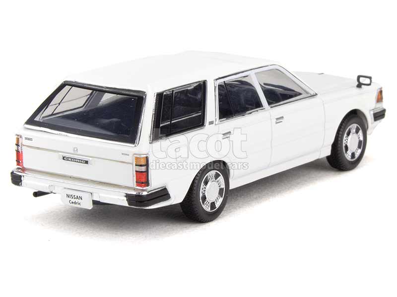 96290 Nissan Cedric Van Deluxe 1995