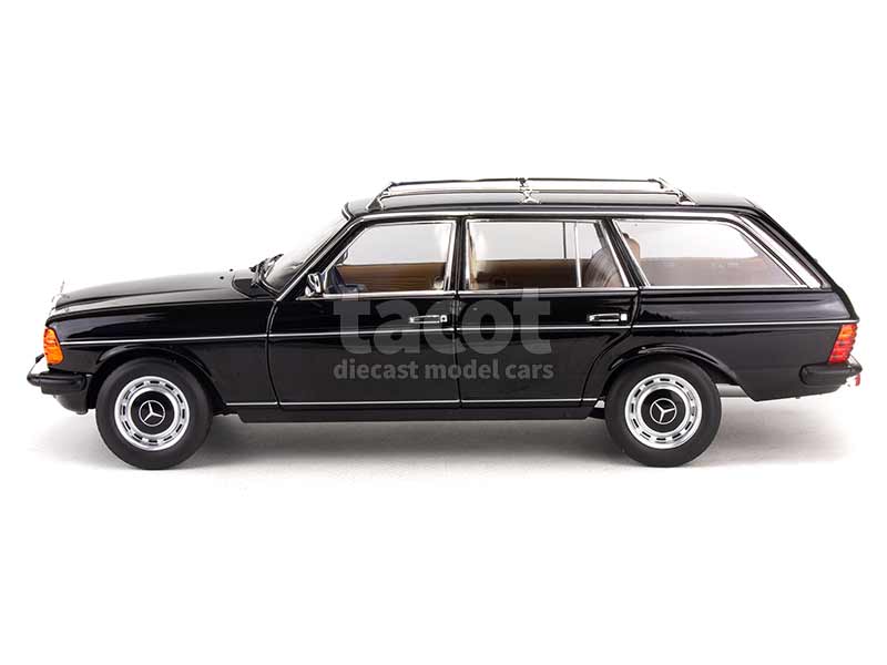 96294 Mercedes 200T/ S123 Break 1982