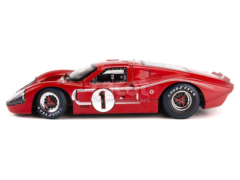Miniature Spark 1/18 Résine – Ford GT40 MKIV – 4e Le Mans 1967 – B. McLaren (18S681)