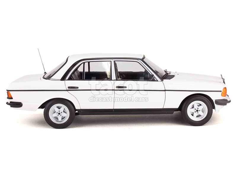 96518 Mercedes 200 AMG/ W123 1980