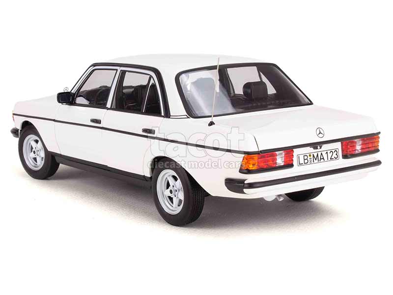 96518 Mercedes 200 AMG/ W123 1980