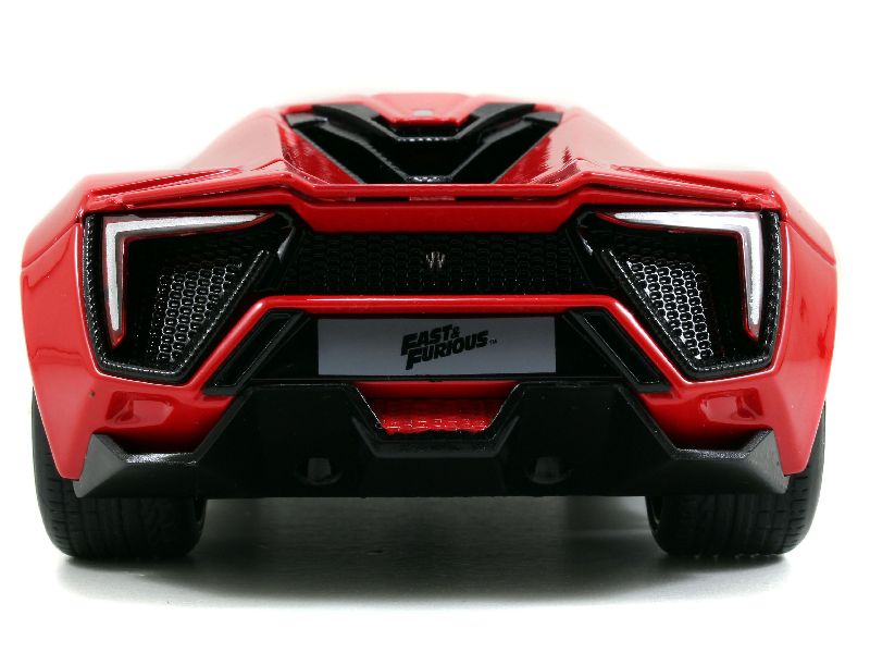 96579 Divers W Motors Lykan HyperSport 2015