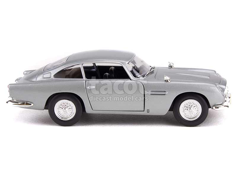 96630 Aston Martin DB5 James Bond 007