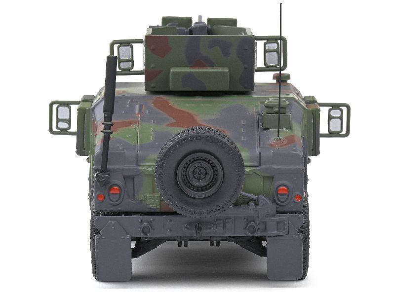96649 Divers Humvee M1115 KFOR