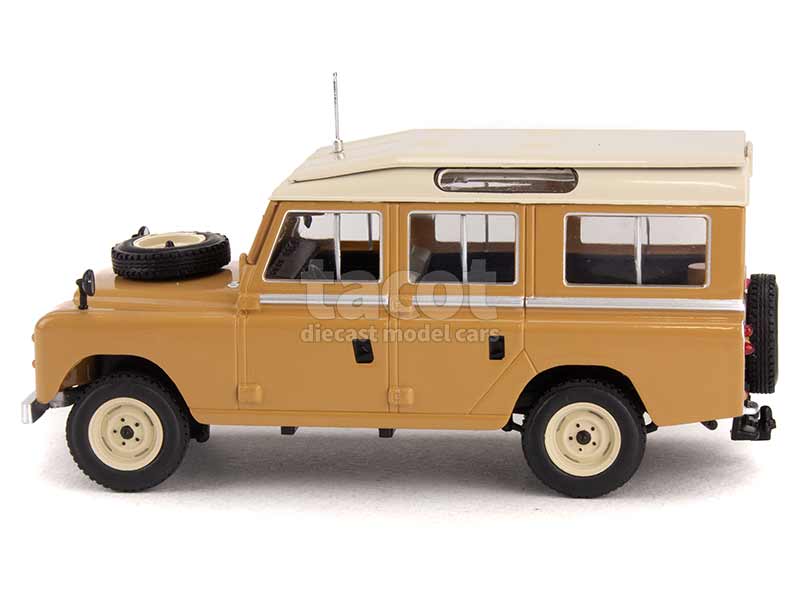 96686 Land Rover Land 109 Serie II Station Wagon 1958