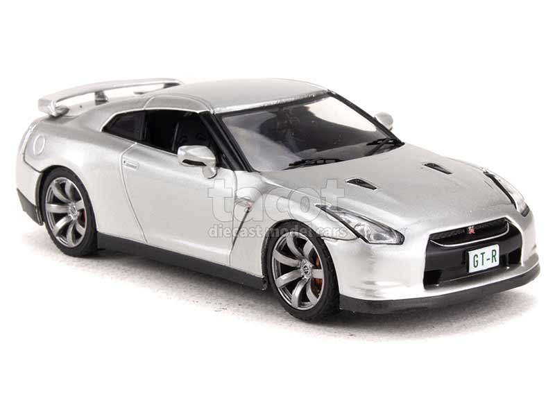 96736 Nissan GT-R/ R35 2008