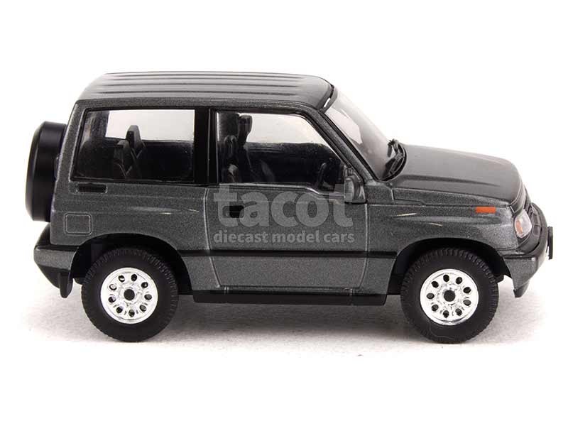 96738 Suzuki Escudo 1992