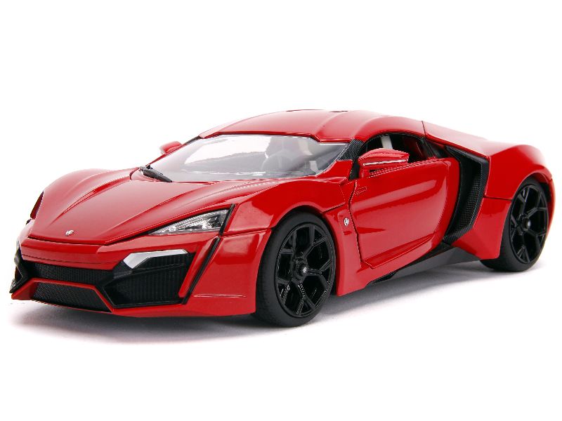 96745 Divers W Motors Lykan HyperSport 2015