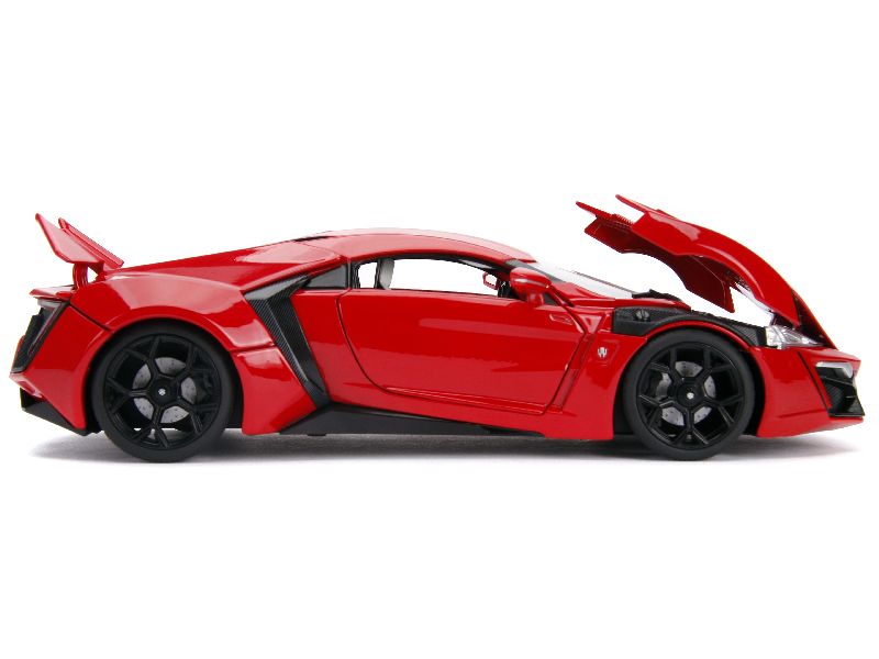 96745 Divers W Motors Lykan HyperSport 2015