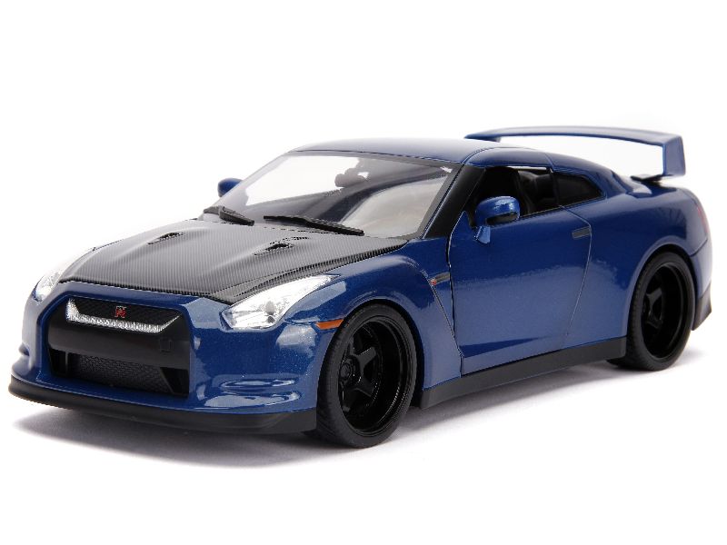 96746 Nissan Skyline GT-R/ R35 2009