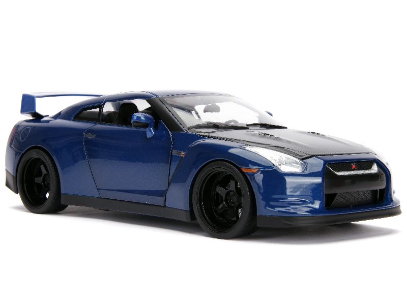 96746 Nissan Skyline GT-R/ R35 2009