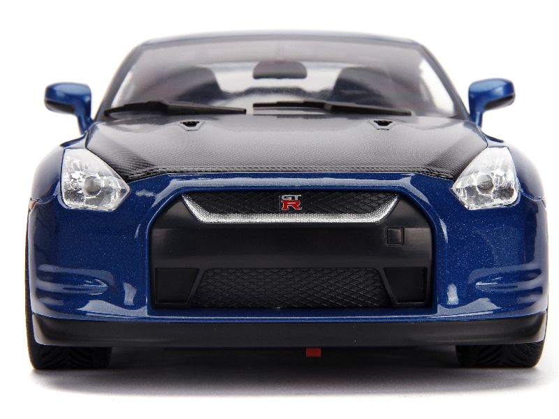 96746 Nissan Skyline GT-R/ R35 2009