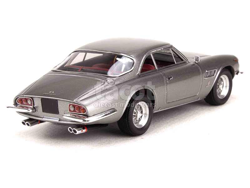 96947 Ferrari 500 Superfast 1965