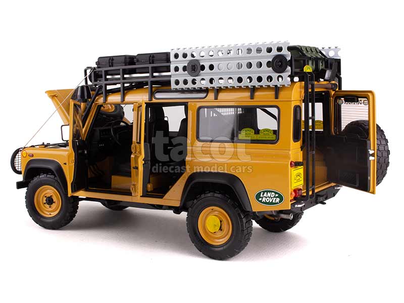 97051 Land Rover Defender 110 Camel Trophy 1993