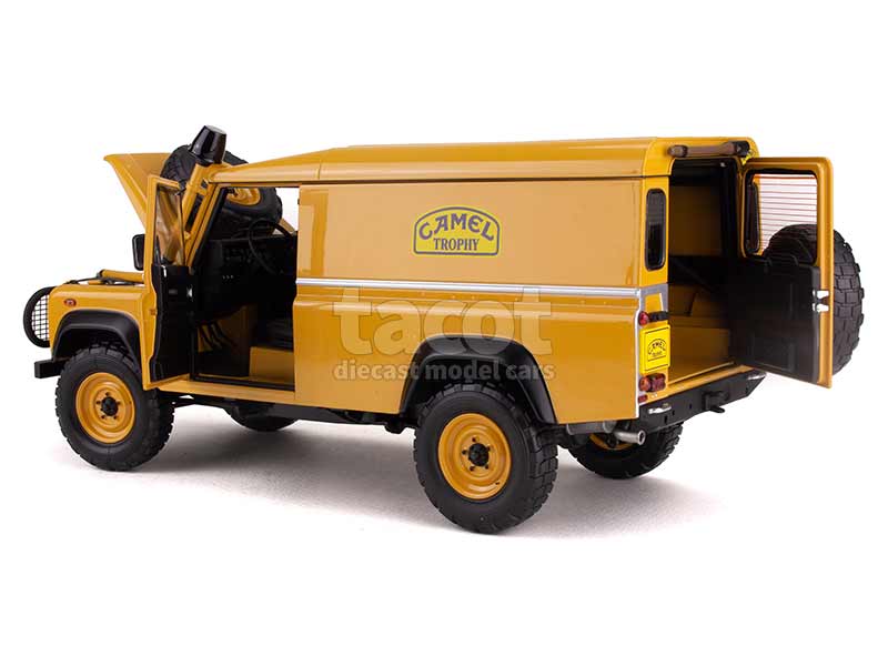 97052 Land Rover Defender 110 Camel Trophy 1985