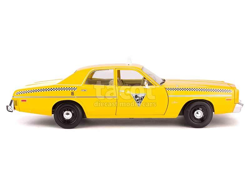 97120 Dodge Monaco Taxi Rocky III 1978