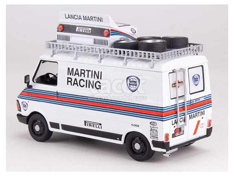 Planche De Décalcomanies 1/18 Fiat 242 Assistance Bastos Racing Team – Colorado MC18017