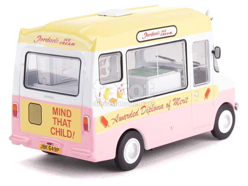 97167 Bedford CF Ice Cream Van Morrison