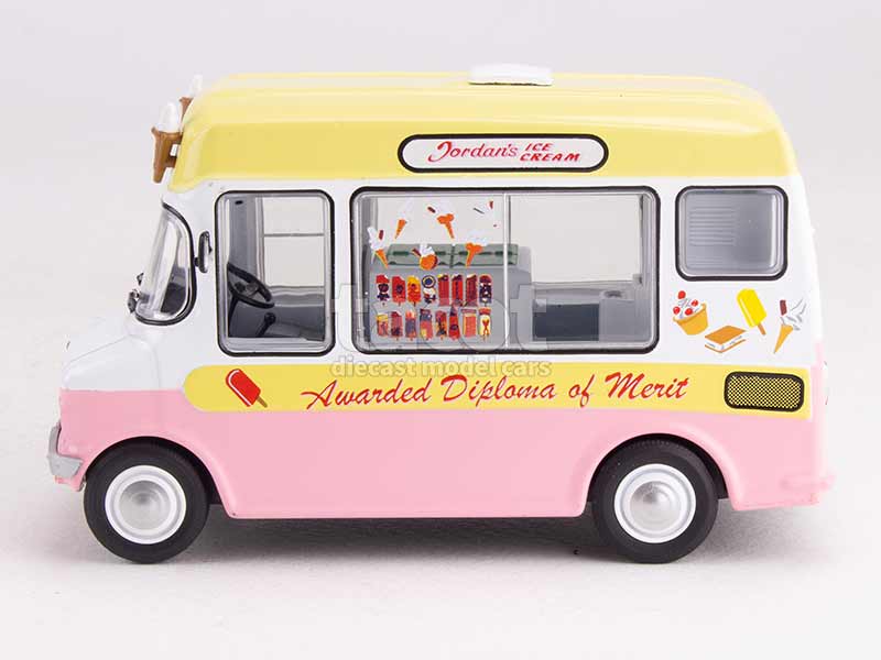 97167 Bedford CF Ice Cream Van Morrison