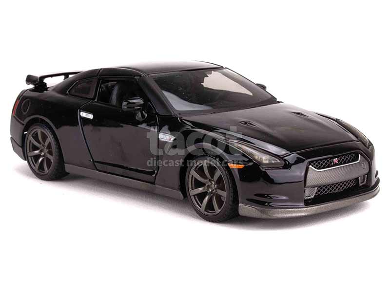 97370 Nissan GT-R/ R35 2009
