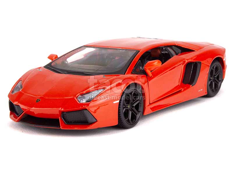 97385 Lamborghini Aventador LP 700-4 2011