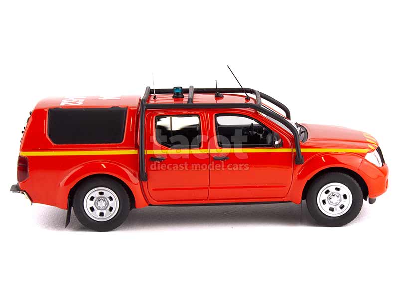 97413 Nissan Navara Double Cabine VLTT Pompiers