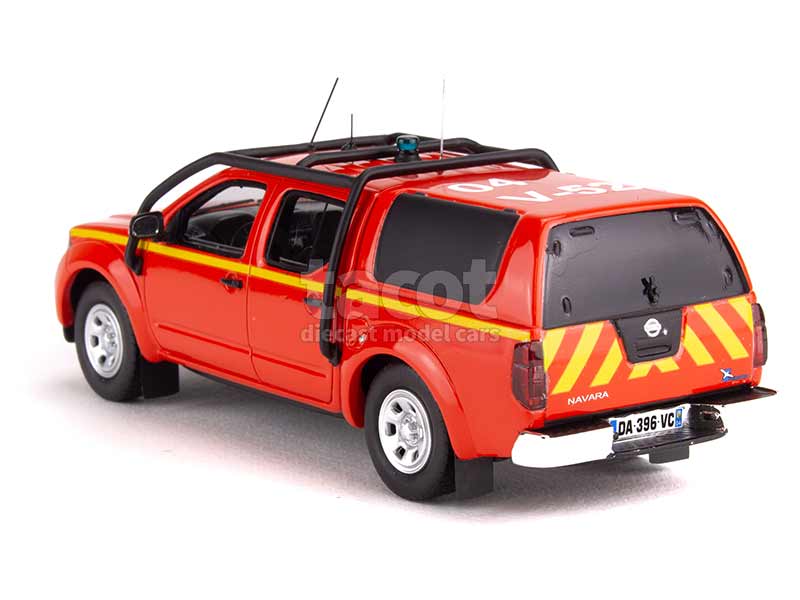 97413 Nissan Navara Double Cabine VLTT Pompiers