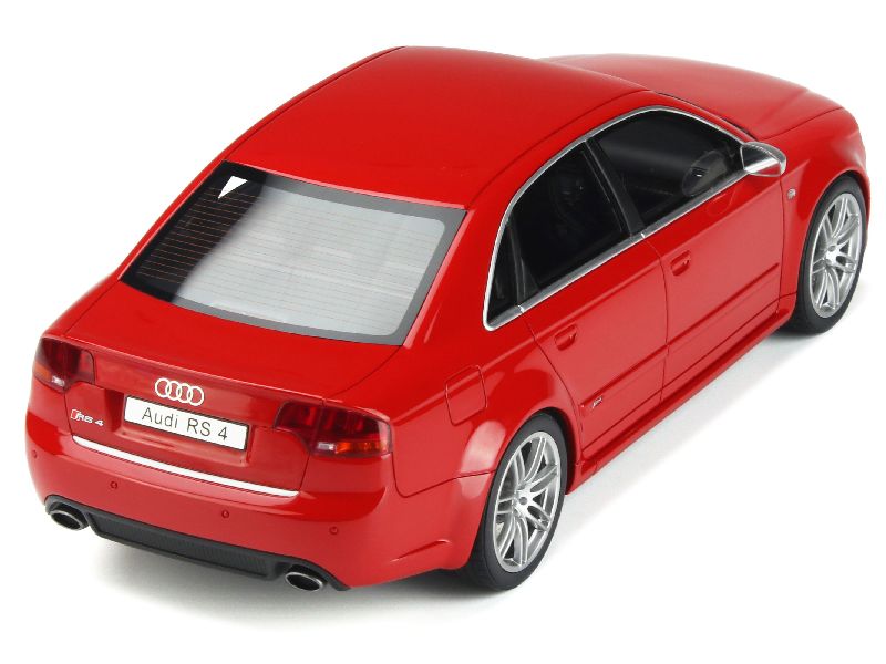 97433 Audi RS4 2005