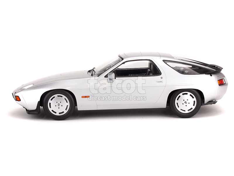 97451 Porsche 928S 1980