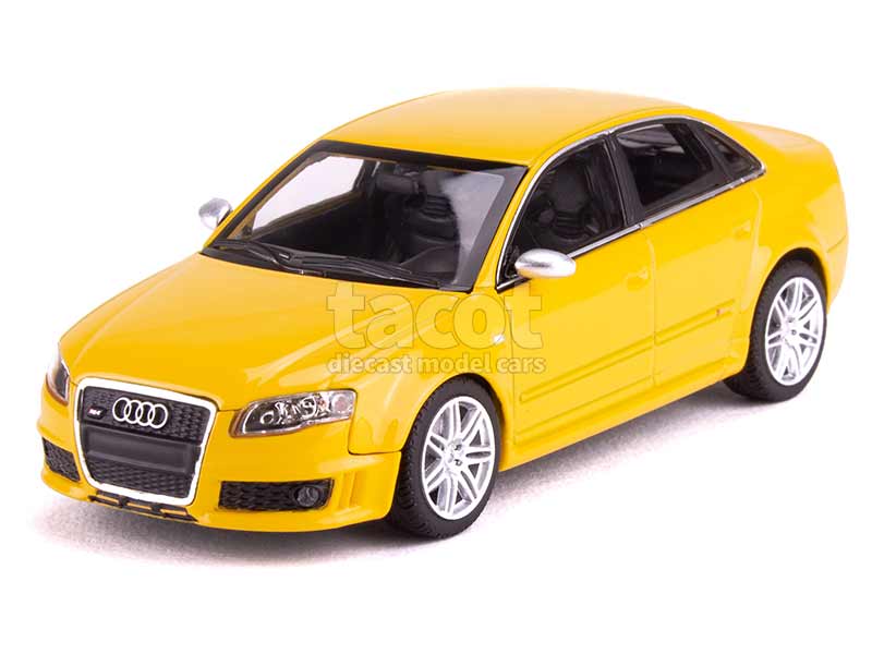 97559 Audi RS4 2004