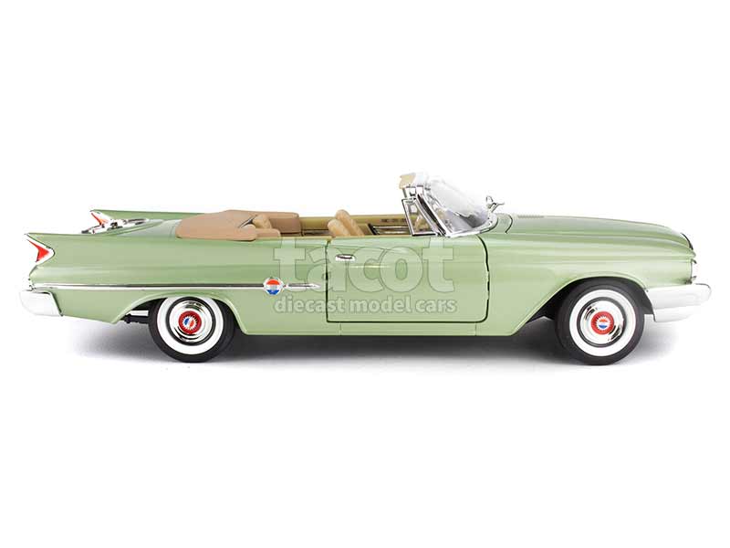 97699 Chrysler 300F Cabriolet 1960