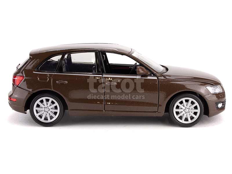 97702 Audi Q5 2008