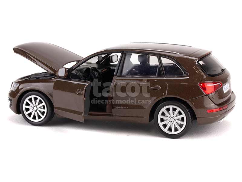 97702 Audi Q5 2008