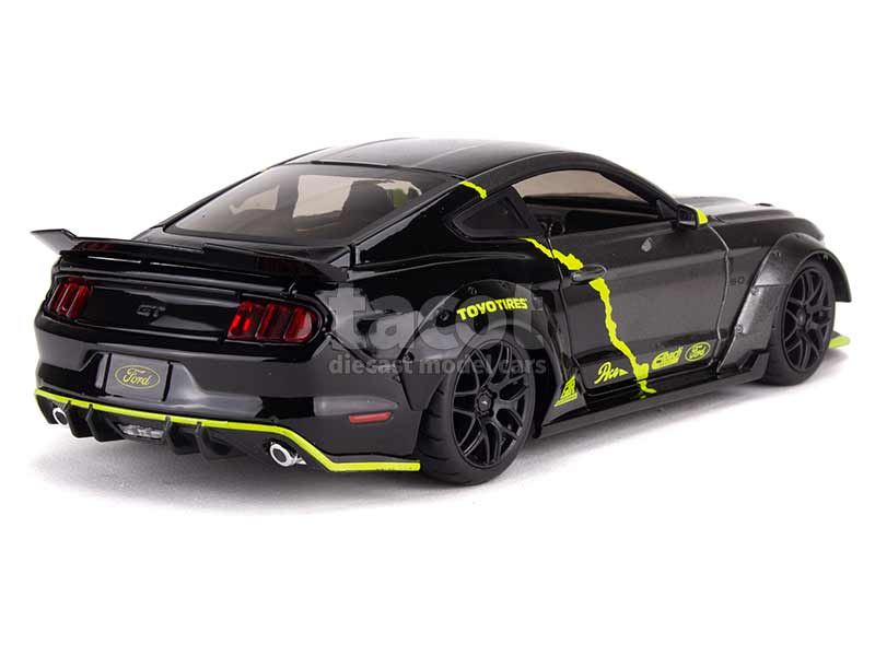 97717 Ford Mustang GT 2015