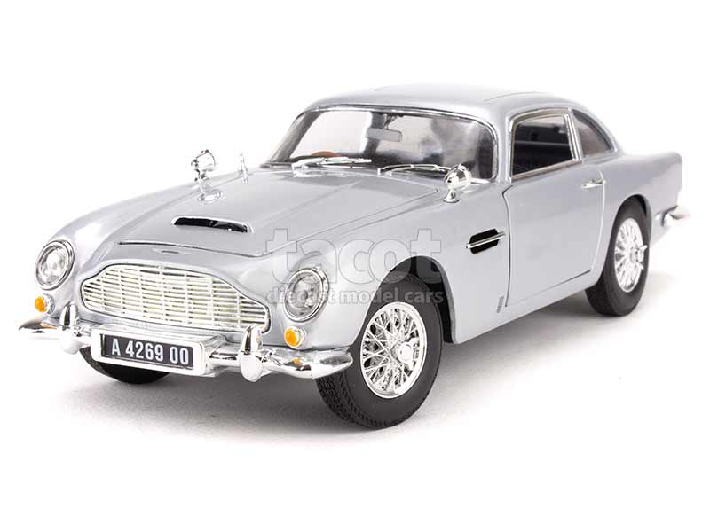 Cette Aston Martin DB5 Vantage miniature coûte plus de 20 000 euros !