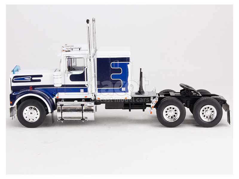 Miniature IXO 1/43 - Marmon CHDT 1980 - Couleur Bordeaux - Modèle Neuf