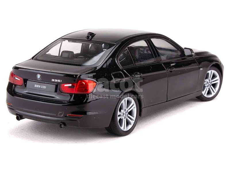 97882 BMW 335i/ F30 2012