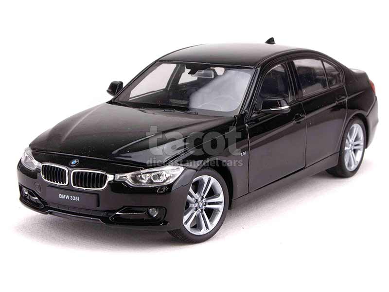 97882 BMW 335i/ F30 2012