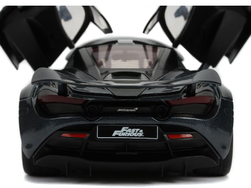 97927 McLaren 720S 2017