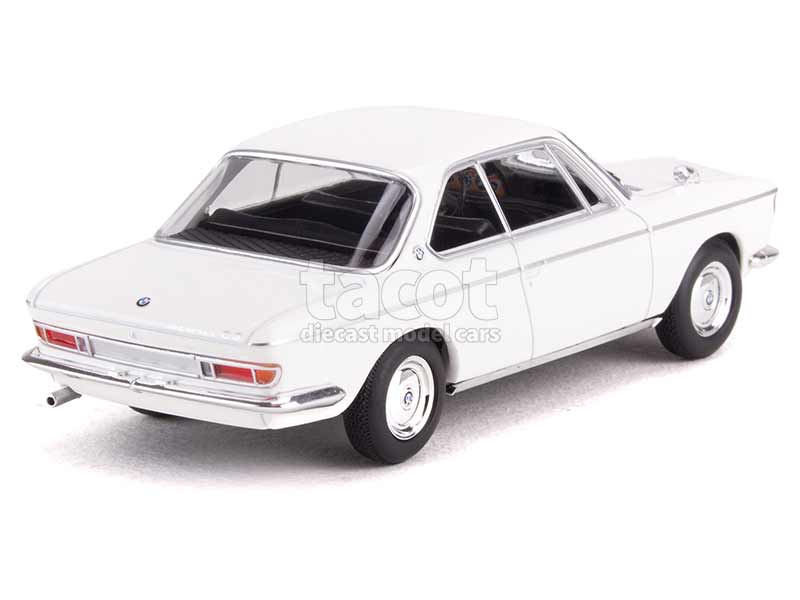 98058 BMW 2000 CS 1967