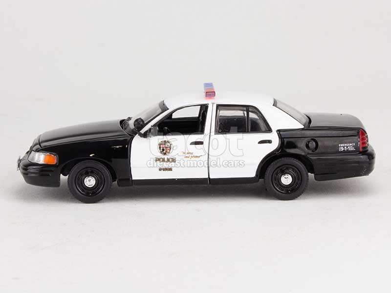 98088 Ford Crown Victoria Police 2001