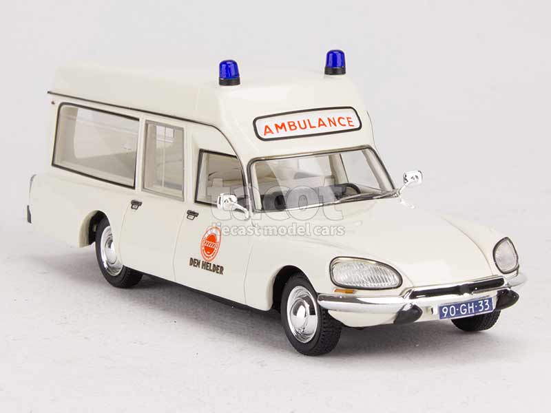 98095 Citroën DS20 Visser Ambulance 1975