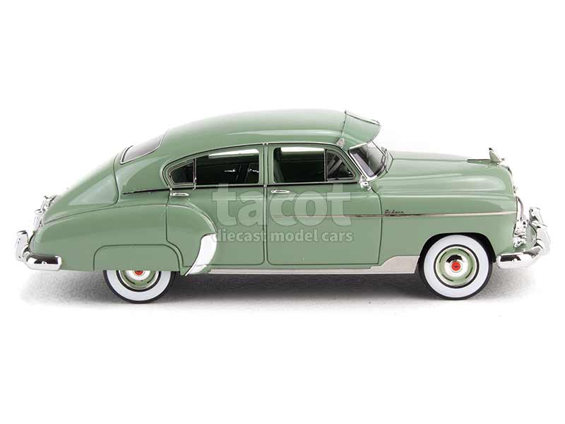 98164 Chevrolet Fleetline Deluxe 4 Doors Sedan 1950