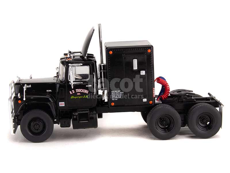 IXO 1:43 Mack R-series 1966 Red 1/43 - TR212 [Neuf